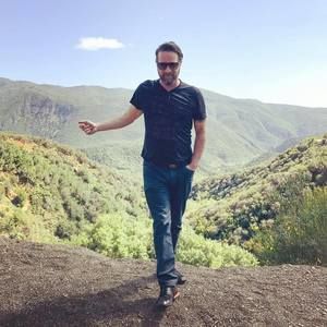 Meet your Posher, Adam